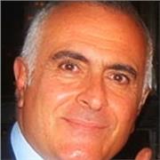 Sono un avvocato specializzato in diritto civile e commerciale